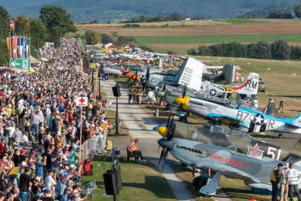 An Der A8 & Dennoch Stadtnah Kirchheim unter Teck Esterno foto